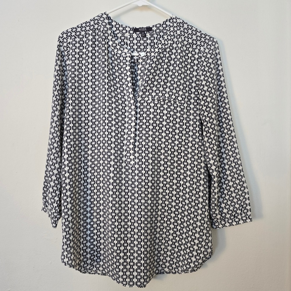 NYDJ Blouse Womens Extra Small Henley Pleat Back Gray White Top